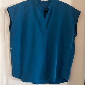 Figs women's Rafaela scrub top size large